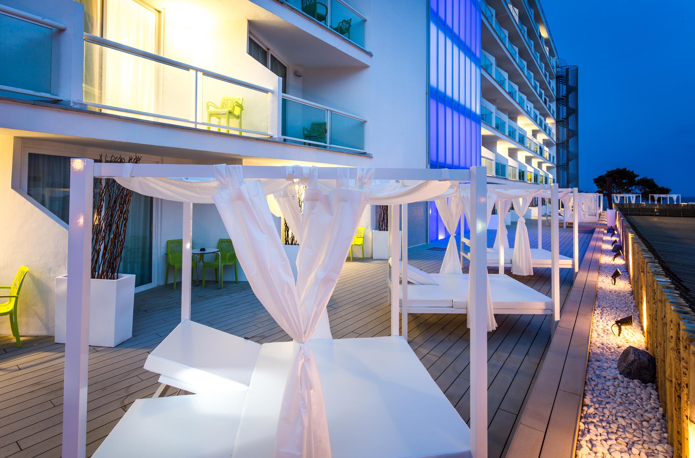 The Ibiza Twiins - 4* Sup Hotel Playa d'en Bossa Ngoại thất bức ảnh
