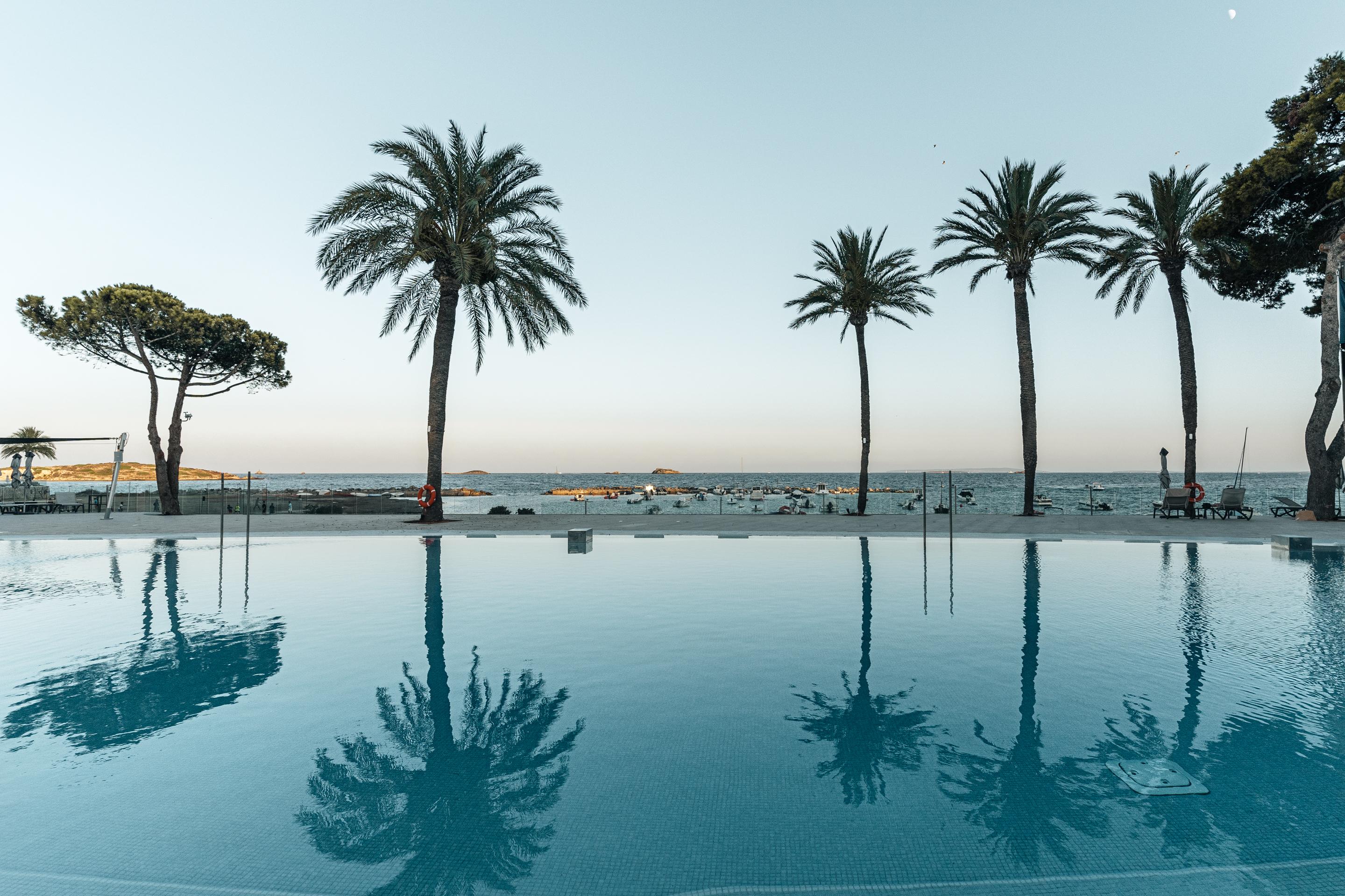 The Ibiza Twiins - 4* Sup Hotel Playa d'en Bossa Ngoại thất bức ảnh