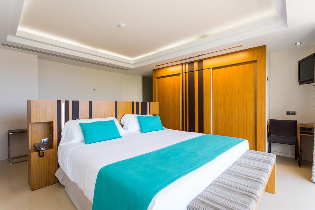 The Ibiza Twiins - 4* Sup Hotel Playa d'en Bossa Ngoại thất bức ảnh
